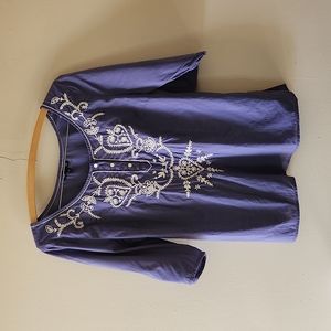 Gap embroidered blue blouse lightweight cotton size Large